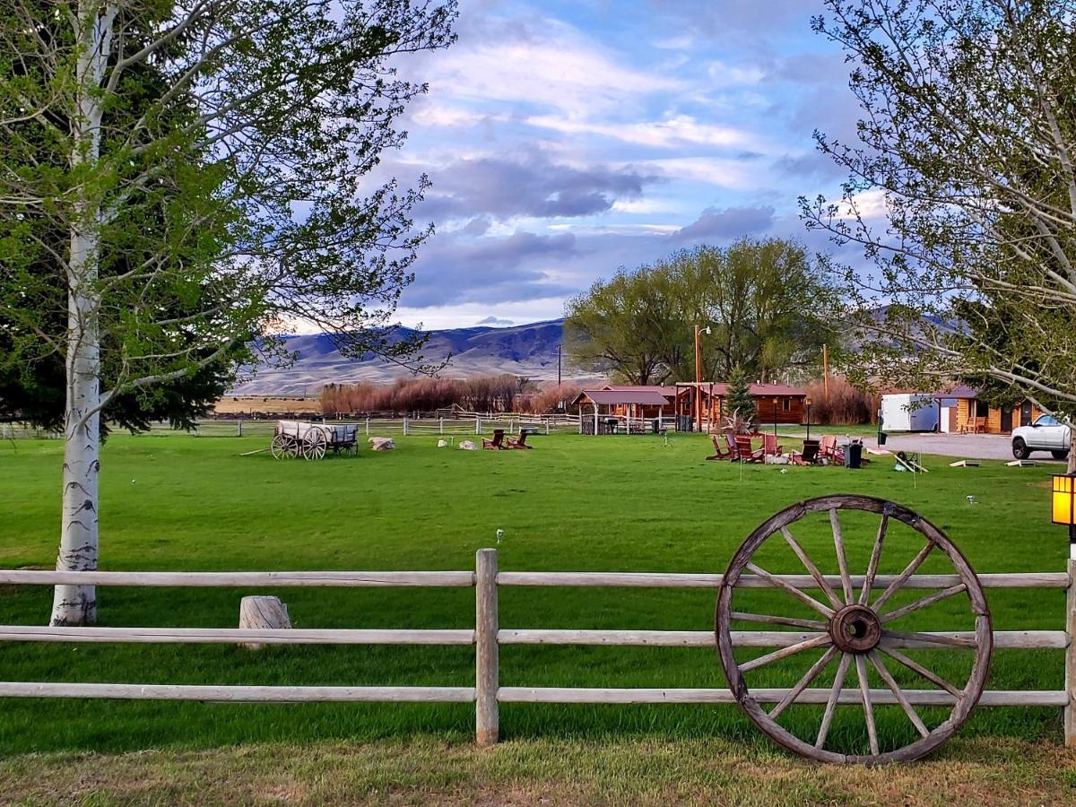 Sportsman Lodge Melrose Mt Butte Buitenkant foto