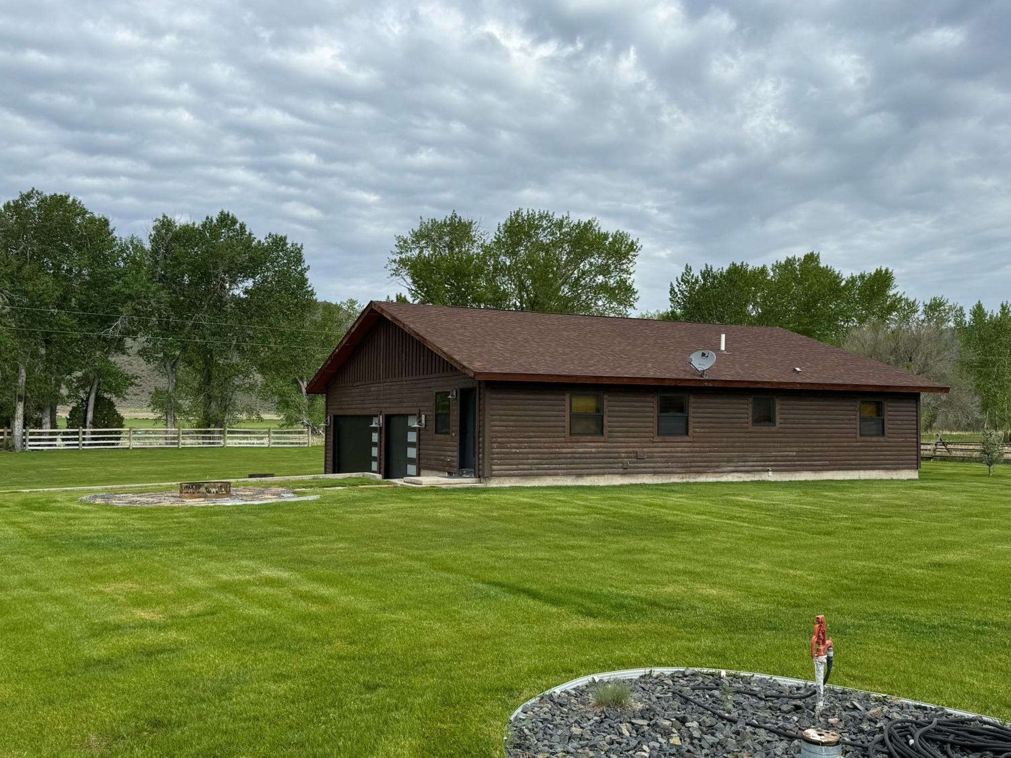 Sportsman Lodge Melrose Mt Butte Buitenkant foto